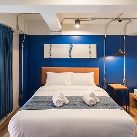 Natee Hostel Bangkok Bagian luar foto