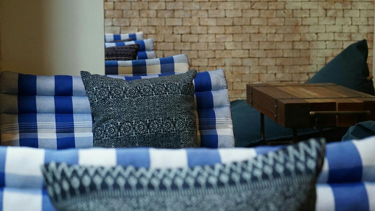 Natee Hostel Bangkok Bagian luar foto
