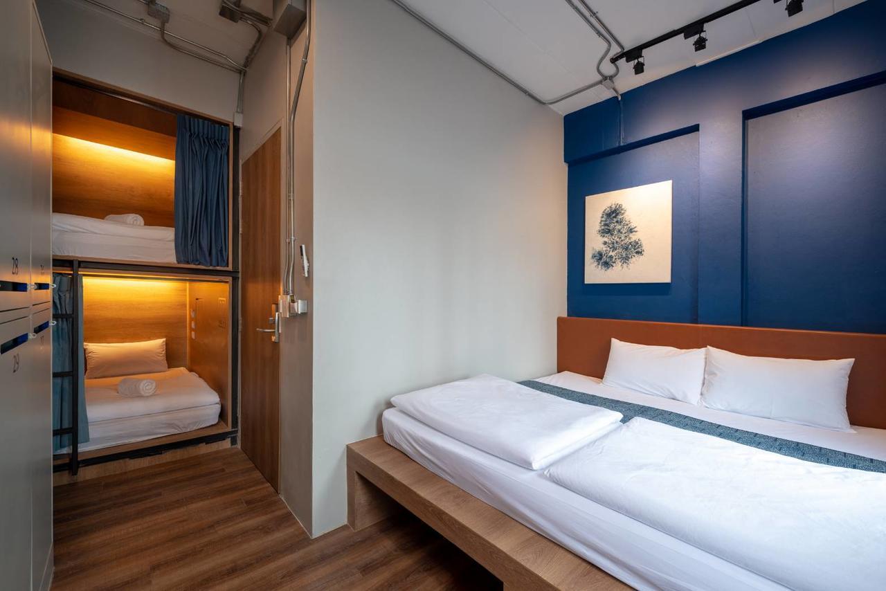 Natee Hostel Bangkok Bagian luar foto